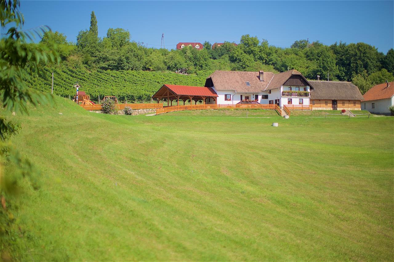 Tourist Farm Lovrec Bauernhof